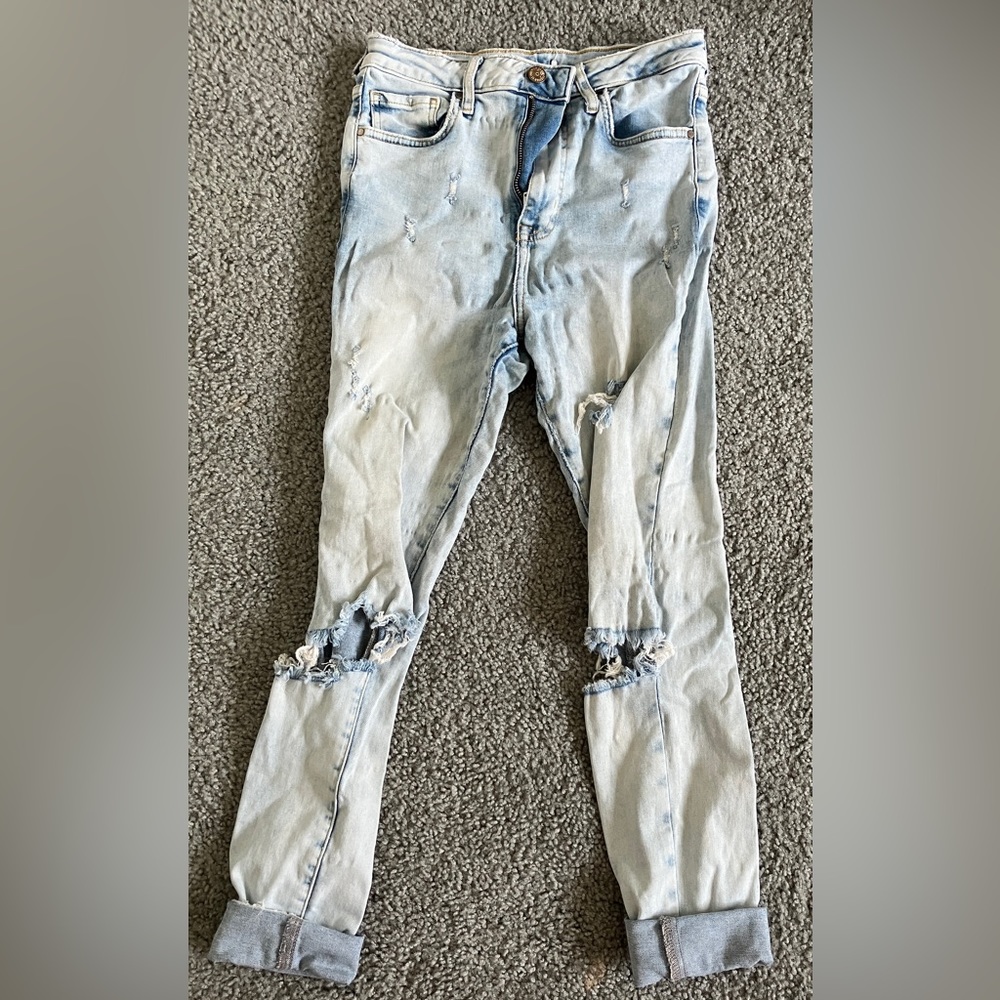 Forever21 Skinny Ripped Jeans